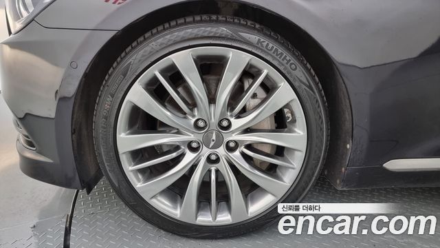 Hyundai Genesis из Кореи Encar