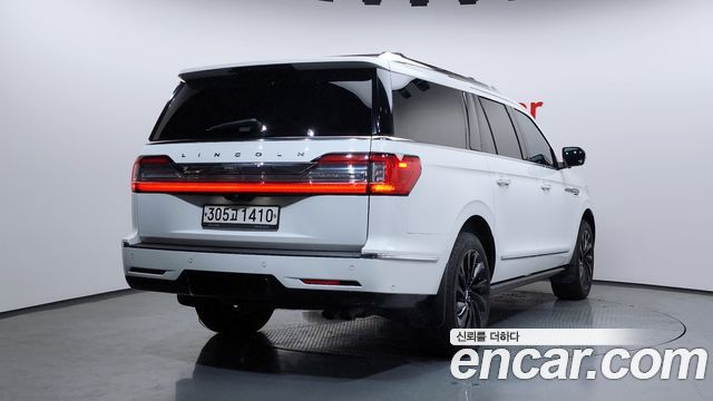 Lincoln Navigator из Кореи Encar